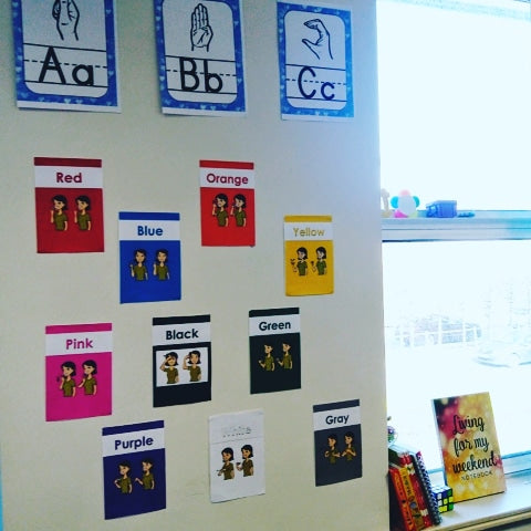 Sign Language Classroom ASL Color Posters 10 Posters with colors and the corresponding sign in American Sign Language Sign language colors asl These are great for decorating your classroom or for using as flash cards to teach children the ASL signs for colors. #asl #signlanguage #classroom #aslcolors
